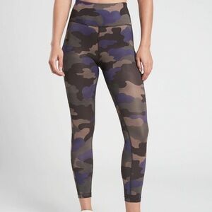 Athleta Ultimate Stash Pocket Printed 7/8 Women's Camouflage Leggings 1X